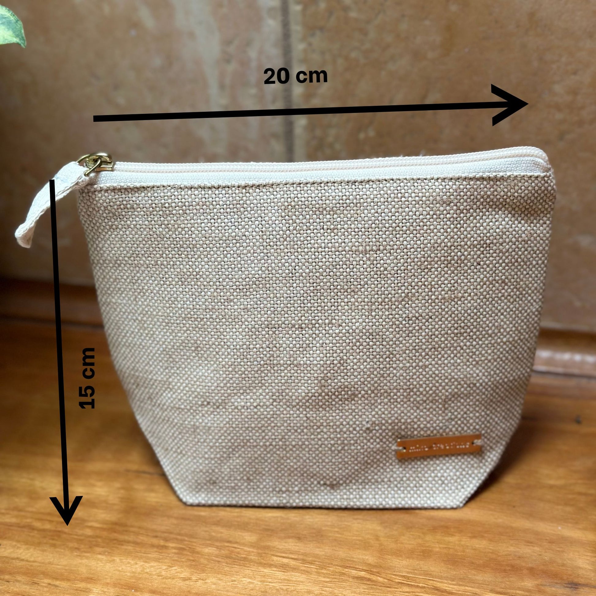 small wet bag with size 20 cm x 15 cm